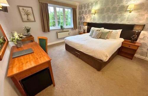 Landford House | New Forest Lodge