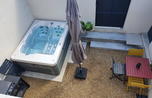Jonquerettes Apartment | New gite with private spa
