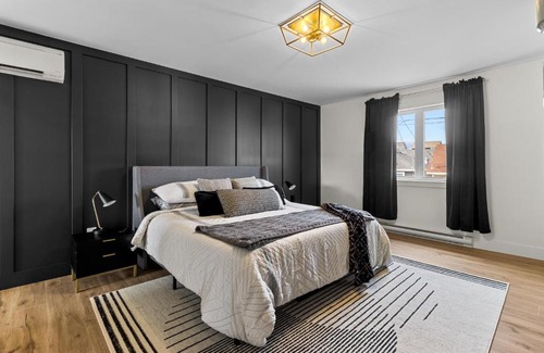 Terra Nova House | New Golfers Dream Modern Patio King Bed