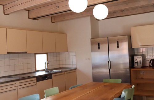 Skalicka House | NEW GORGEOUS RETREAT SKALICKA FOR 21 IN NATURE