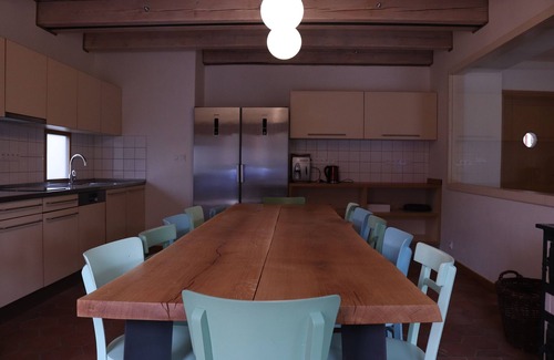 Skalicka House | NEW GORGEOUS RETREAT SKALICKA FOR 21 IN NATURE
