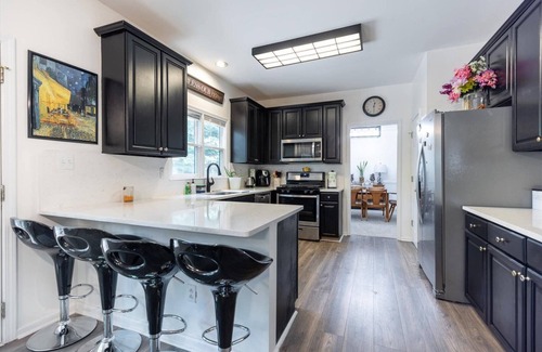 Suwanee House | New! - Great Family Home in Suwanee | Dog Friendly | Gas South Arena | Community Pool