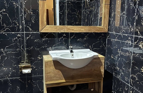 Littoral Department Hotel | New green Horse Hotel