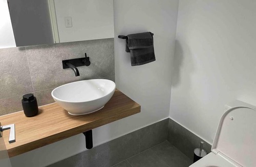 Mandurah Apartment | New ground floor 2 bed/2 bath Apartment Marina