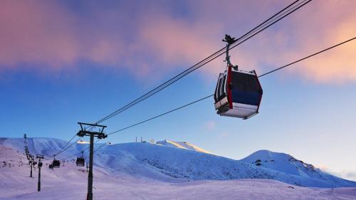 Kazbegi Apartment | New Gudauri Redco TWINS-Premium Mountain Apartment Close The Gondola lift