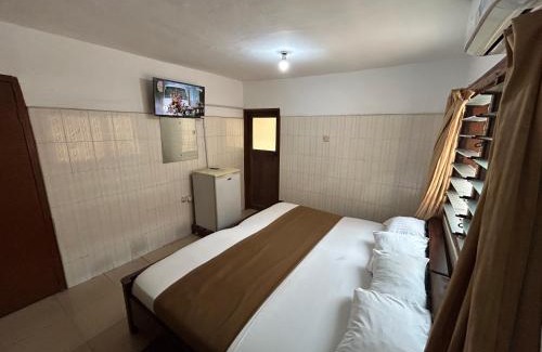 Kokomlemle Hotel | New Haven Hotel