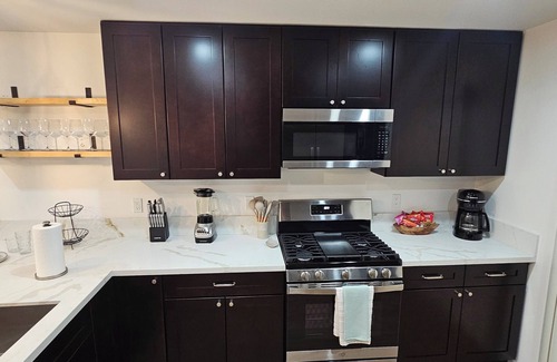 Colton House | New Home Close to Universities, Colleges, Shopping Mall, Nos Events