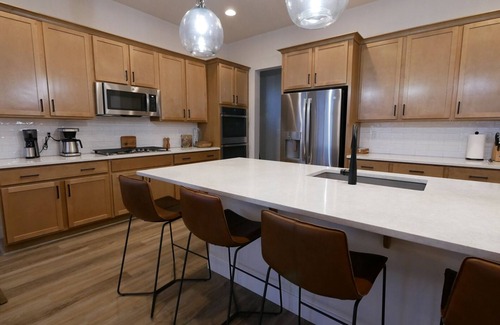 Mountain Green House | New Home- Vista Peak Villa | 3 Bed, 2 Bath