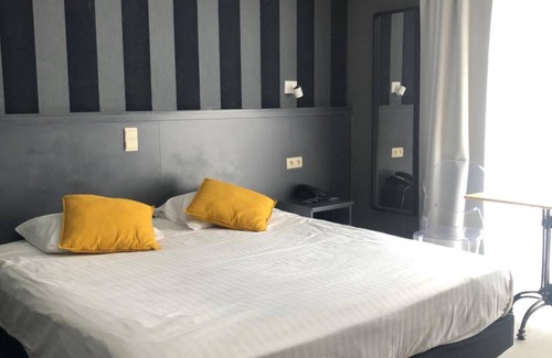 Lives-sur-Meuse Hotel | New Hotel De Lives