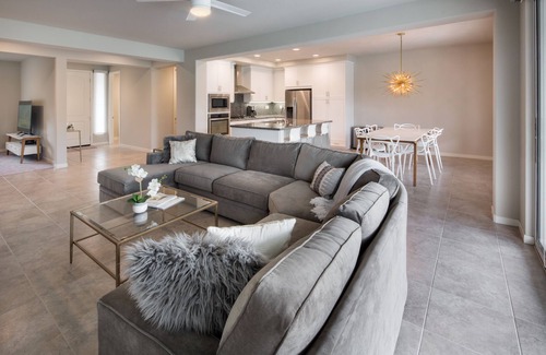 Bermuda Dunes House | New House, Near Everything! 4BR w/Pool, Hot Tub & Fire-pit (Sleeps 10)