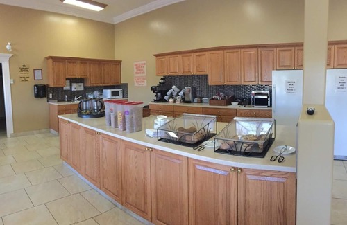 Whitecourt Hotel | New Imperial Suites
