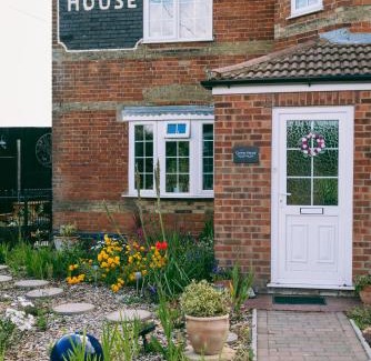 East Dereham Apartment | New Inn Lodge In Scarning Near Dereham Norfolk England