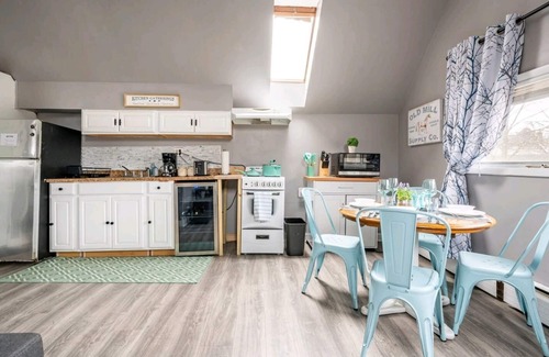 Poughkeepsie Apartment | NEW! King bed Apt. in the heart of the city!