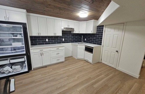 South Lethbridge House | NEW LISTING. BEST Location. Luxury Basement suite experience