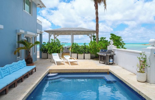 Nassau House | NEW LISTING - HOUSE BY THE BEACH - 6 BDR