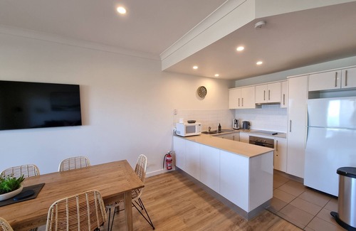 Kingscote House | NEW LISTING Kingscote Terraces Two: Ocean Views, Town Location, Luxury Property