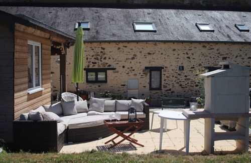 Saint-Sulpice House | NEW LISTING! Manor House family-friendly