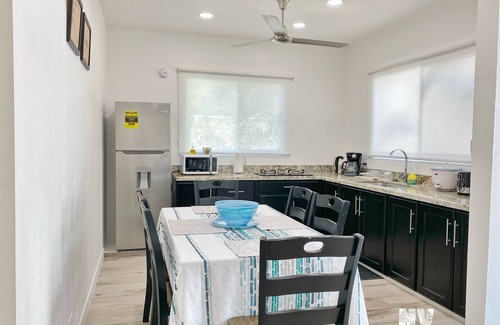 Mal Pais House | New Listing Modern Villa across from Mal Pais beach!