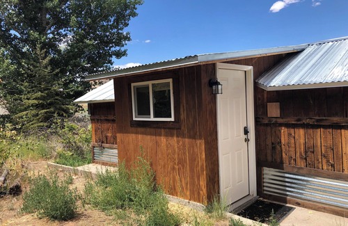Henrieville Cabin | New Listing! Restored Vintage Cabin near Bryce, Grand Staircase. Great views!