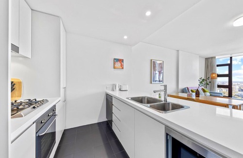 Sydney Olympic Park Apartment | NEW Lovely 2 bedroom APT in centre of Olympic Park