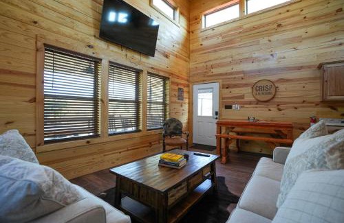 Bridgeport House | New Lux Cabin Hot Tub FirePit Games