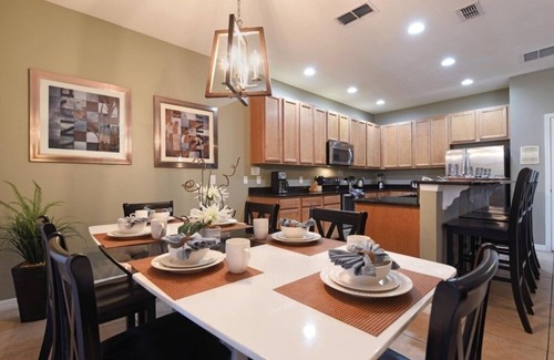 Loughman Villa | NEW! Luxurious 7BR Villa w/Pool & Game Room - Solterra Resort Near Disney! Sleeps 14