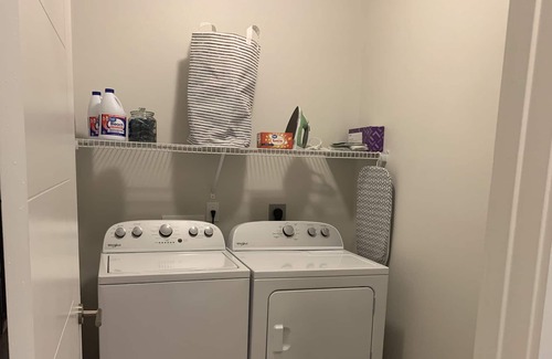 Deerwood Apartment | New luxury 2 bedroom, 2 bathroom near Beaches, Shopping, and Hospitals (2431)