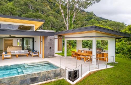 Tres Rios House | New! Luxury-4 Suites-private Pool-ocean Views
