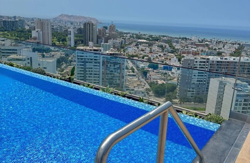 Country Club Apartment | NEW, LUXURY AND COZY APARTMENT WITH CITY VIEW