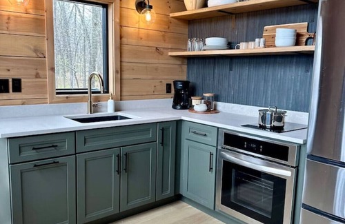 Perryville Cabin | New! Luxury Meets Nature - TreeRise at BaseCamp