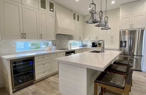 Venetian Shores House | NEW Luxury Modern Coastal Home in Islamorada