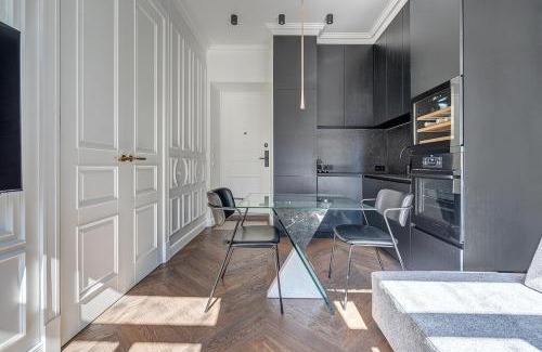 Uzupis Apartment | New! Luxury Old town apartment