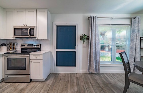 Bayshore Beautiful House | New! Luxury Townhome by Bayshore Blvd in South Tampa!