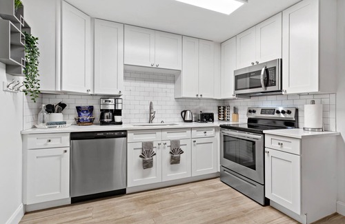 Bayshore Beautiful House | New! Luxury Townhome by Bayshore Blvd in South Tampa!