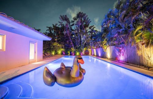 Biscayne Park Villa | New Luxury Villa Delilah Biscayne Park