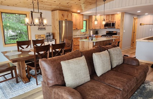 Minocqua House | New! Million Dollar Lakefront View at Loon Landing