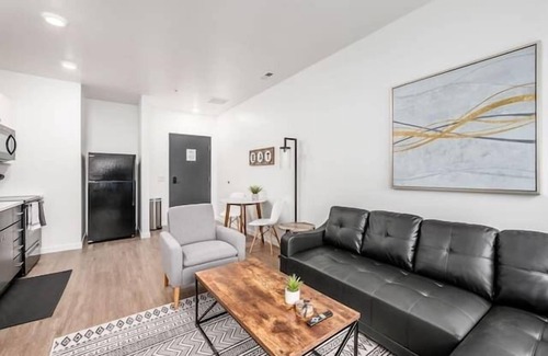 German Village Apartment | *NEW* MODERN 1BR APT IN BEAUTIFUL PART OF COLUMBUS