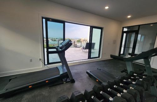 Constable Hook Apartment | New Modern 2BR Apartment - minutes to NYC
