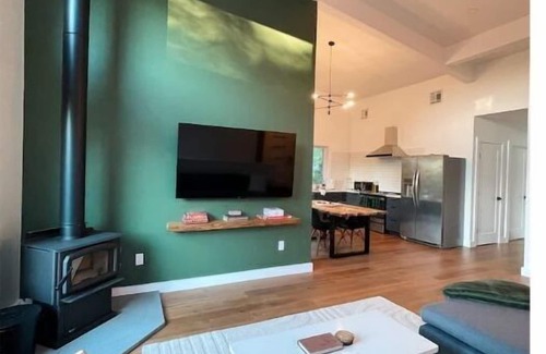 Harrison House | New Modern Cabin with Lake Access!