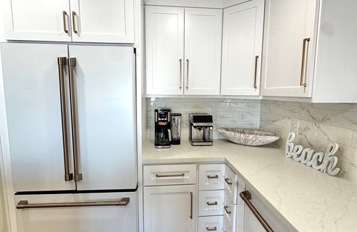 Discovery Bay House | NEW + MODERN Delta Family Oasis-Across from boat launch, 5 mins to fast water!