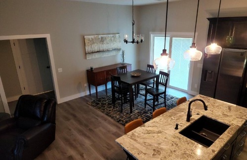 Joplin House | New Modern Home