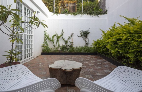 Providencia House | New modern house at the city financial district