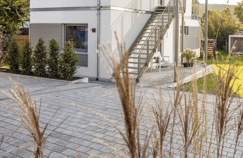 Willmandingen Apartment | New modern tiny house in Sonnenbühl - alb space 1