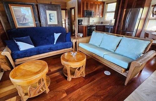 Laie House | 🌺New🌺 Moku Paradise B - Steps to beach | PCC