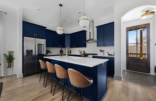 Hadley - Washington House | New Nash home: Games, Glam room, 3 Mi to Broadway