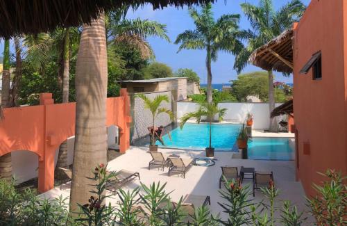 Puerto Lopez Hotel | New Nautilus Lodge