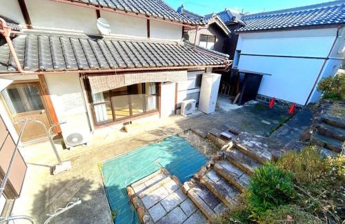 Fukuchiyama House | New Open ! 田舎の一棟貸 お庭でBBQやプール遊びができる貸切の宿 3ぴーす