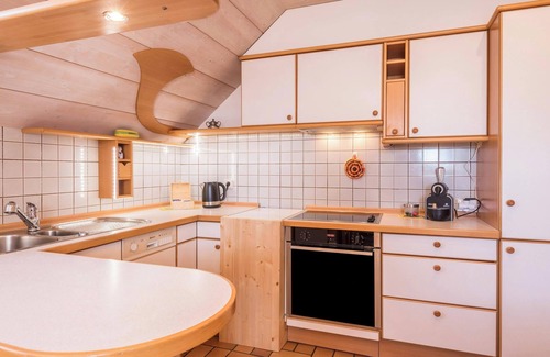 Collalbo Apartment | NEW OPENING Apartment Vigl Lodge with Moutain View & Wi-Fi