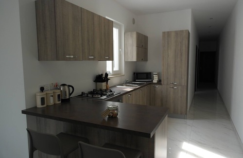 Bellavista Apartment | ★New Penthouse Apartment, Fully Air Con, 100 Mbps Wifi, Sleeps 5★