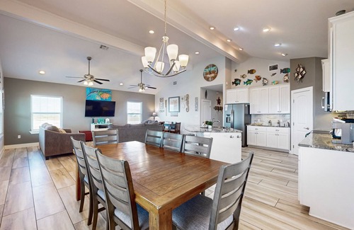 Leeward Sands House | New Port Aransas Home with WiFi & Bay Views - Near Community Park & Pool